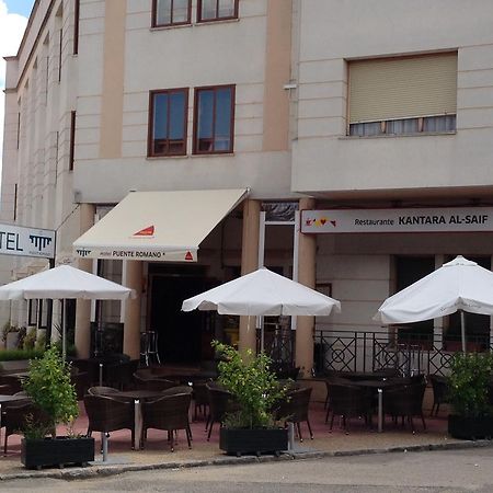Hotel Puente Romano Alcántara Exteriör bild